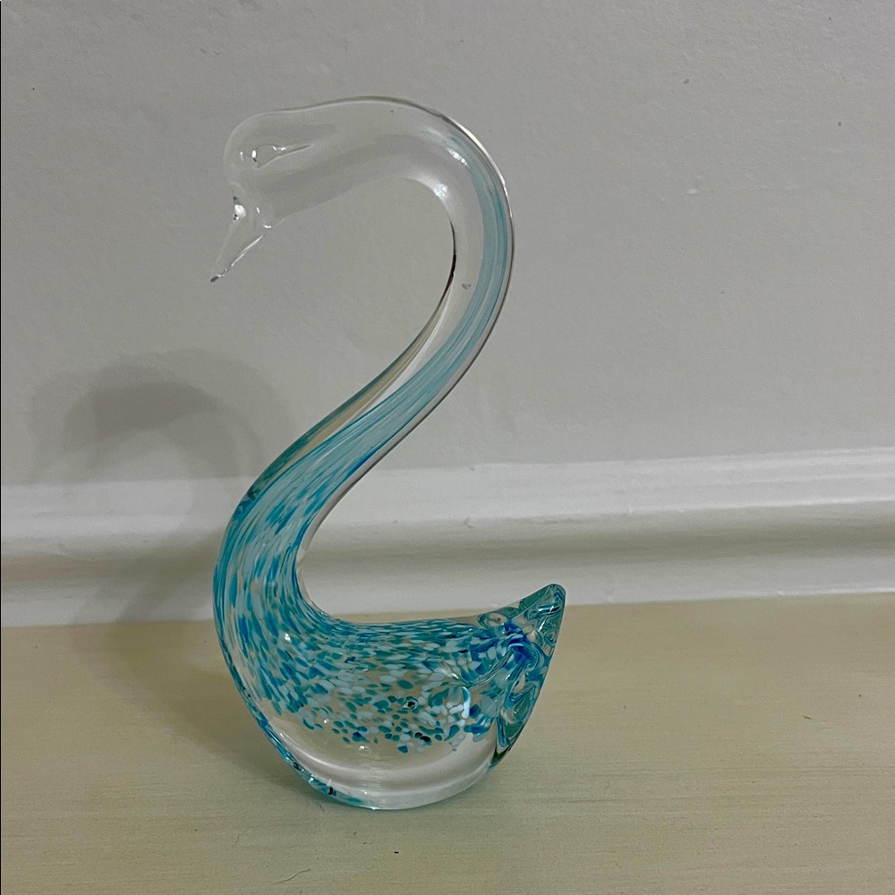 Elegant Glass Swan Sculpture murano style